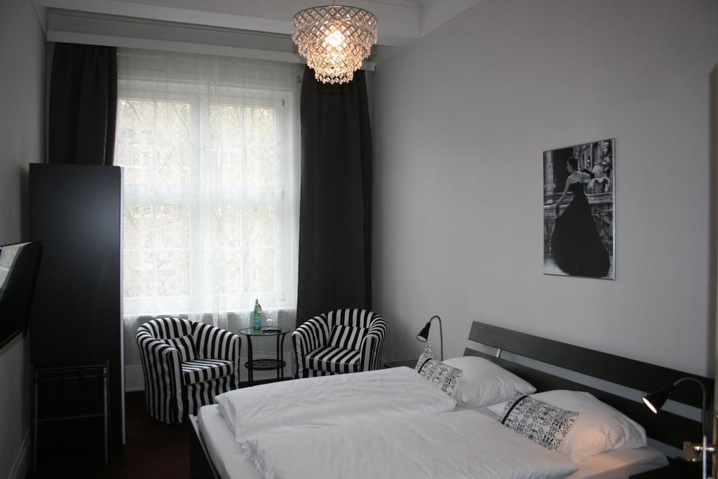 Hotel Fresena Im Dammtorpalais Αμβούργο Δωμάτιο φωτογραφία
